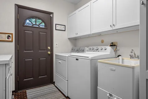 40 Fairview Avenue Deerfield IL 60015