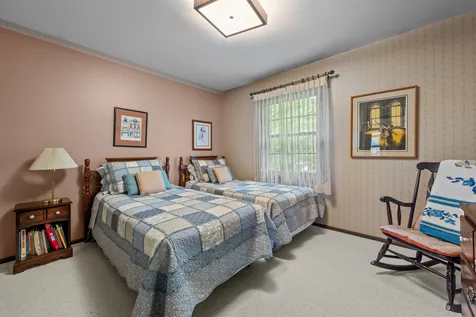 40 Fairview Avenue Deerfield IL 60015