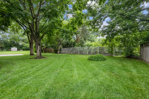 40 Fairview Avenue Deerfield IL 60015