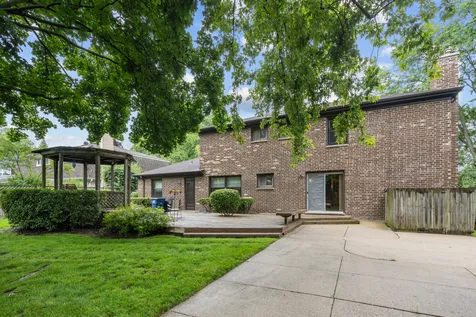 40 Fairview Avenue Deerfield IL 60015