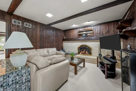40 Fairview Avenue Deerfield IL 60015