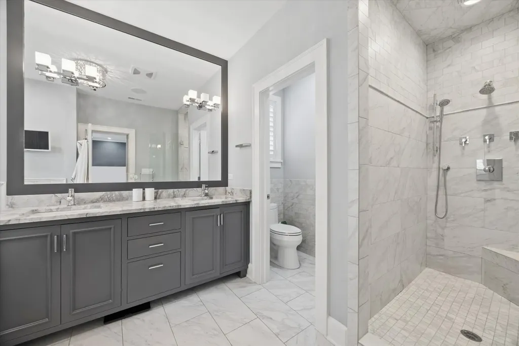 211 South Monroe Street Hinsdale IL 60521