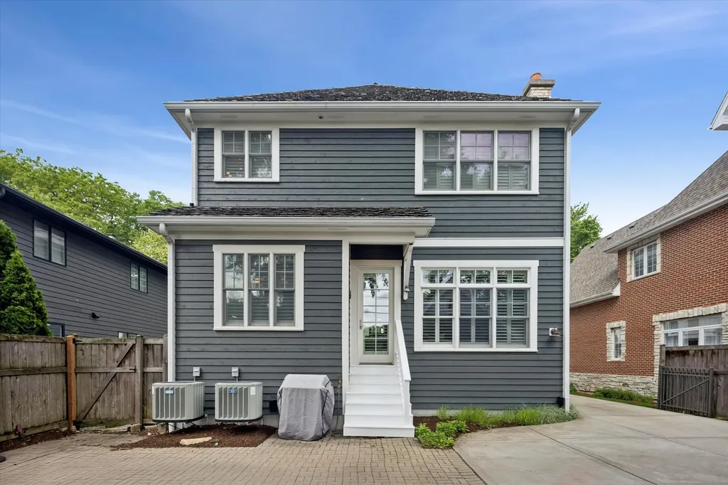 211 South Monroe Street Hinsdale IL 60521