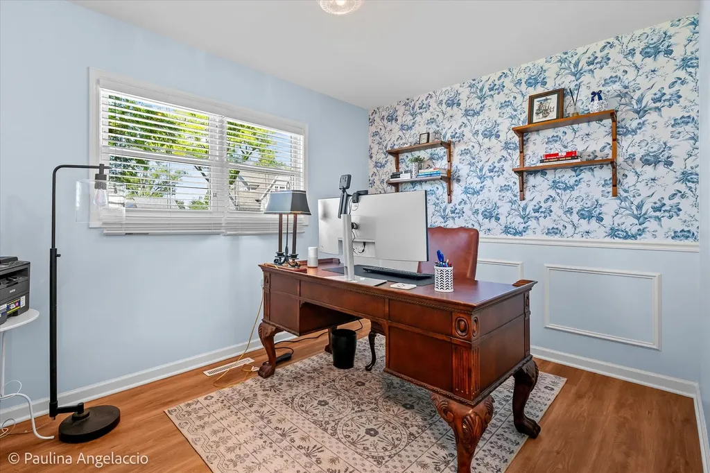 5547 South Bruner Street Hinsdale IL 60521