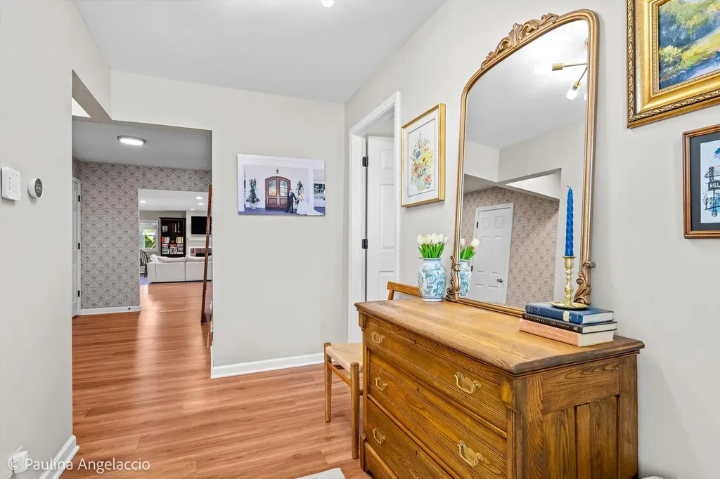 5547 South Bruner Street Hinsdale IL 60521