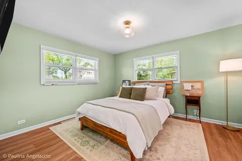 5547 South Bruner Street Hinsdale IL 60521