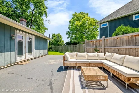 5547 South Bruner Street Hinsdale IL 60521
