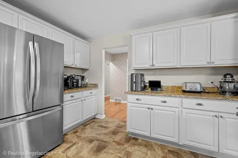 5547 South Bruner Street Hinsdale IL 60521