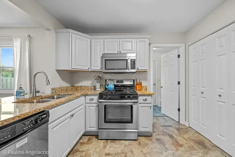 5547 South Bruner Street Hinsdale IL 60521