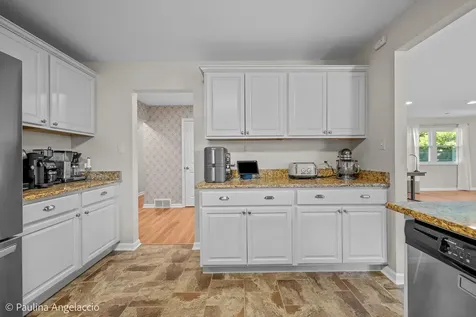 5547 South Bruner Street Hinsdale IL 60521