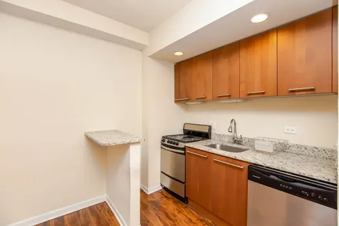 1430 North Dearborn Street Chicago IL 60610