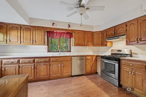14530 131ST Street Lemont IL 60439