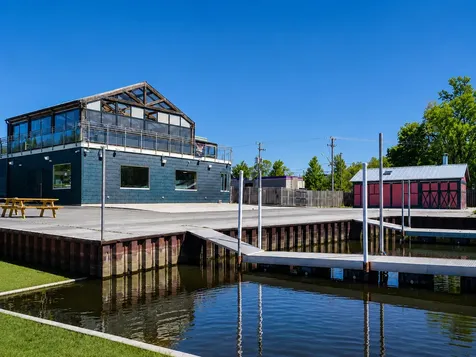 44 US-12 Fox Lake IL 60020
