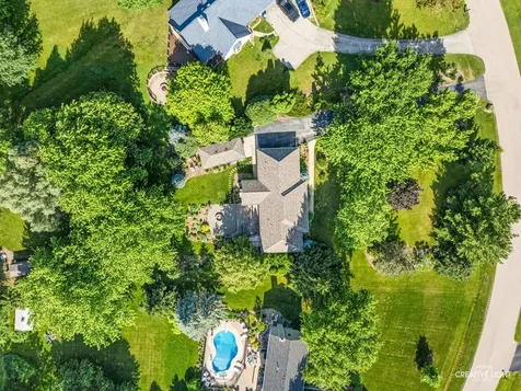 44W043 Fox Wilds Drive St. Charles IL 60175