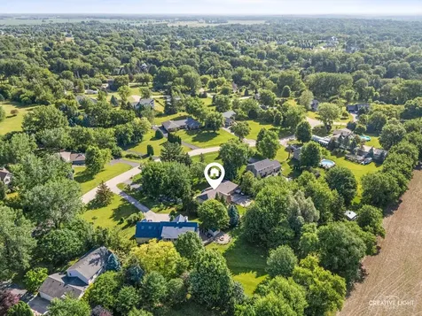 44W043 Fox Wilds Drive St. Charles IL 60175