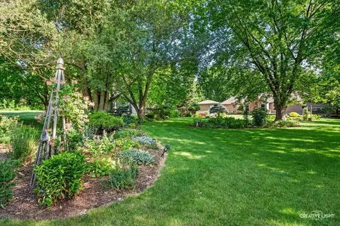 44W043 Fox Wilds Drive St. Charles IL 60175