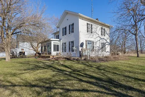 1769 Paw Paw Road Steward IL 60553