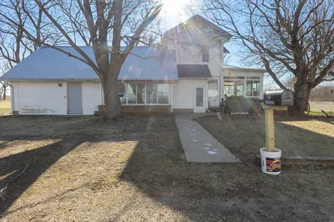 1769 Paw Paw Road Steward IL 60553