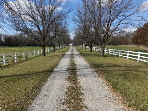 1769 Paw Paw Road Steward IL 60553