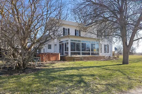 1769 Paw Paw Road Steward IL 60553