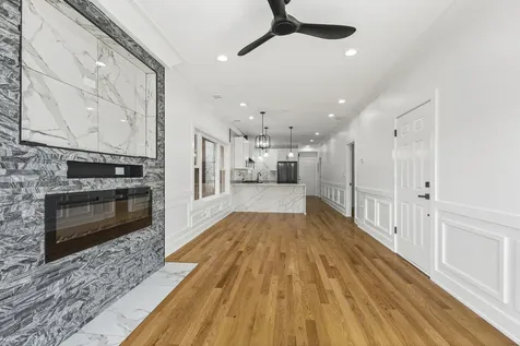 3934 North Sawyer Avenue Chicago IL 60618
