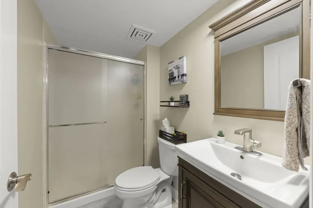 17652 Crestview Court Orland Park IL 60467