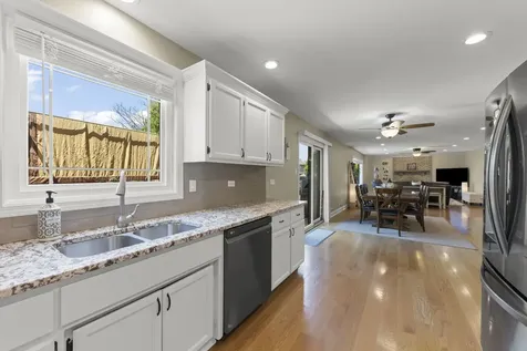 17652 Crestview Court Orland Park IL 60467