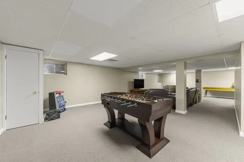 17652 Crestview Court Orland Park IL 60467