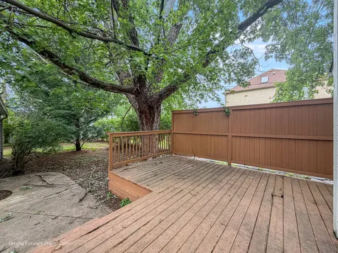 827 North Loomis Street Naperville IL 60563