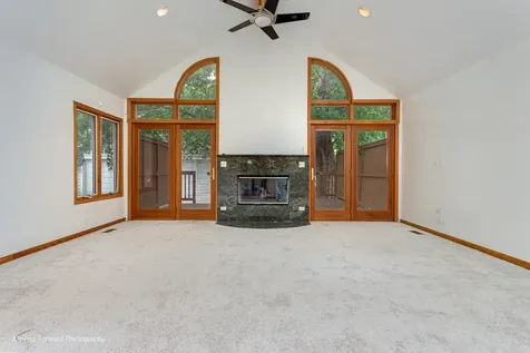 827 North Loomis Street Naperville IL 60563