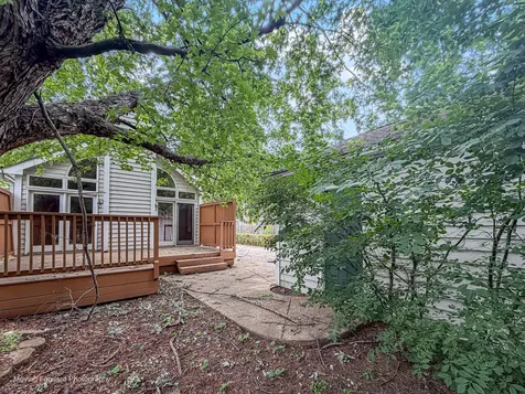 827 North Loomis Street Naperville IL 60563