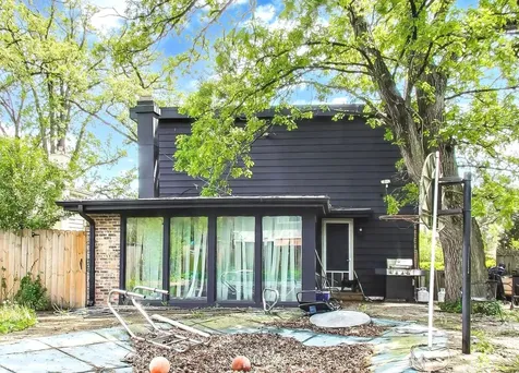 2617 Summit Avenue Highland Park IL 60035