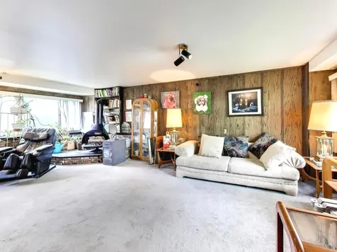 2617 Summit Avenue Highland Park IL 60035