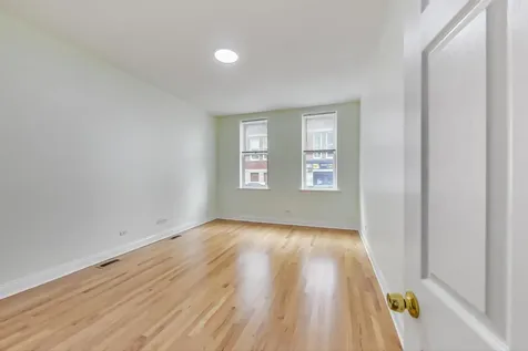 819 South Carpenter Street Chicago IL 60607