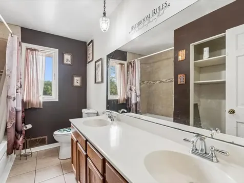 204 Westport Drive Joliet IL 60431