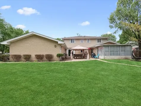 204 Westport Drive Joliet IL 60431