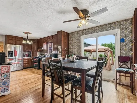 204 Westport Drive Joliet IL 60431