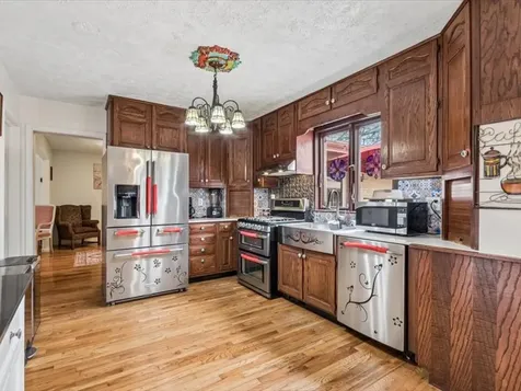 204 Westport Drive Joliet IL 60431