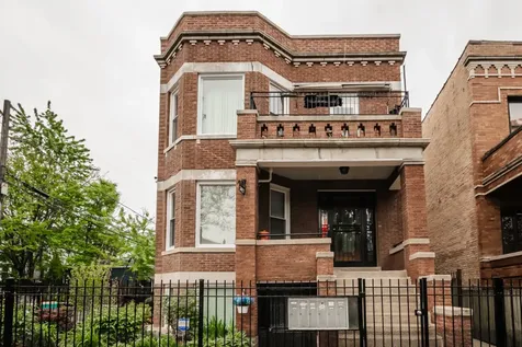 3417 West Evergreen Avenue Chicago IL 60651