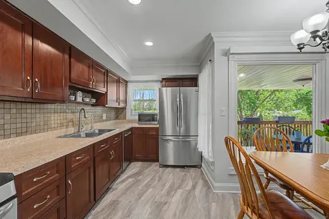 1350 Nottingham Lane Hoffman Estates IL 60169