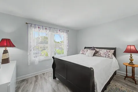 1350 Nottingham Lane Hoffman Estates IL 60169