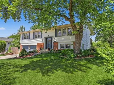 1350 Nottingham Lane Hoffman Estates IL 60169