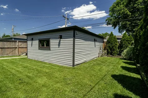 2537 Willow Street Franklin Park IL 60131