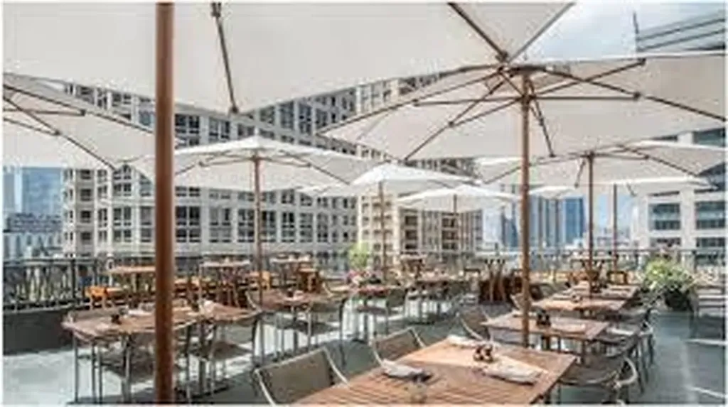 800 North Michigan Avenue Chicago IL 60611