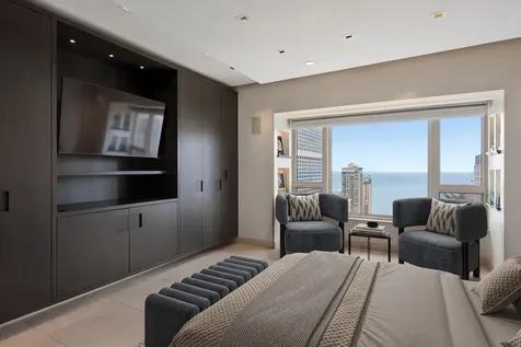800 North Michigan Avenue Chicago IL 60611