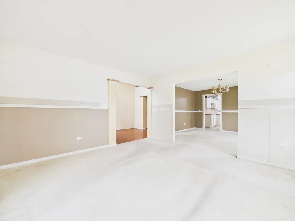 1628 Trails End Lane Bolingbrook IL 60490