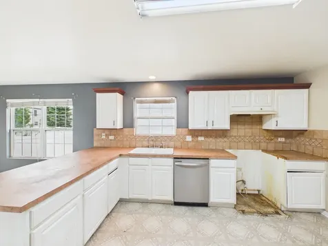 1628 Trails End Lane Bolingbrook IL 60490