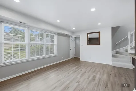 1312 Woodcutter Lane Wheaton IL 60189