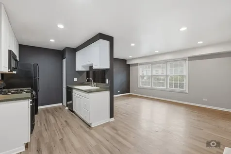 1312 Woodcutter Lane Wheaton IL 60189