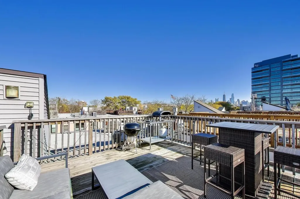 400 North Racine Avenue Chicago IL 60642